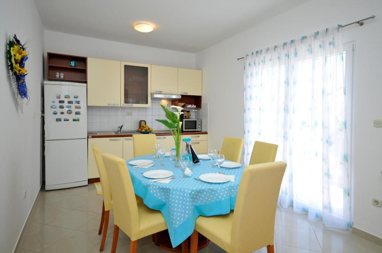 Apartments Roza Trogir Eksteriør billede